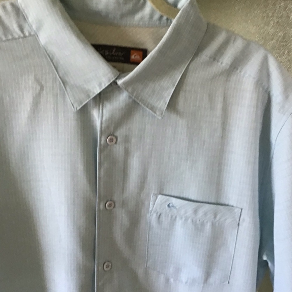 Quicksilver button down - Picture 2 of 4